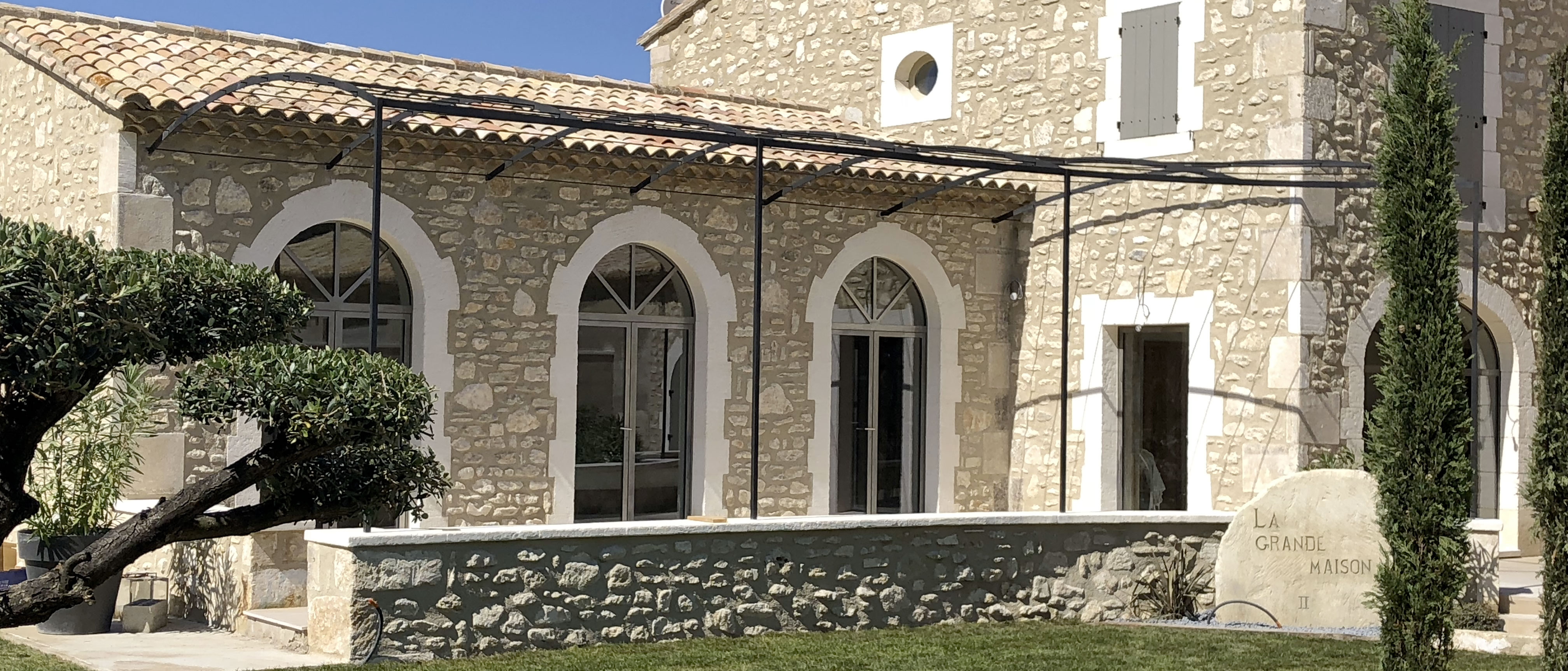 Pergolas & tonnelles sur-mesure